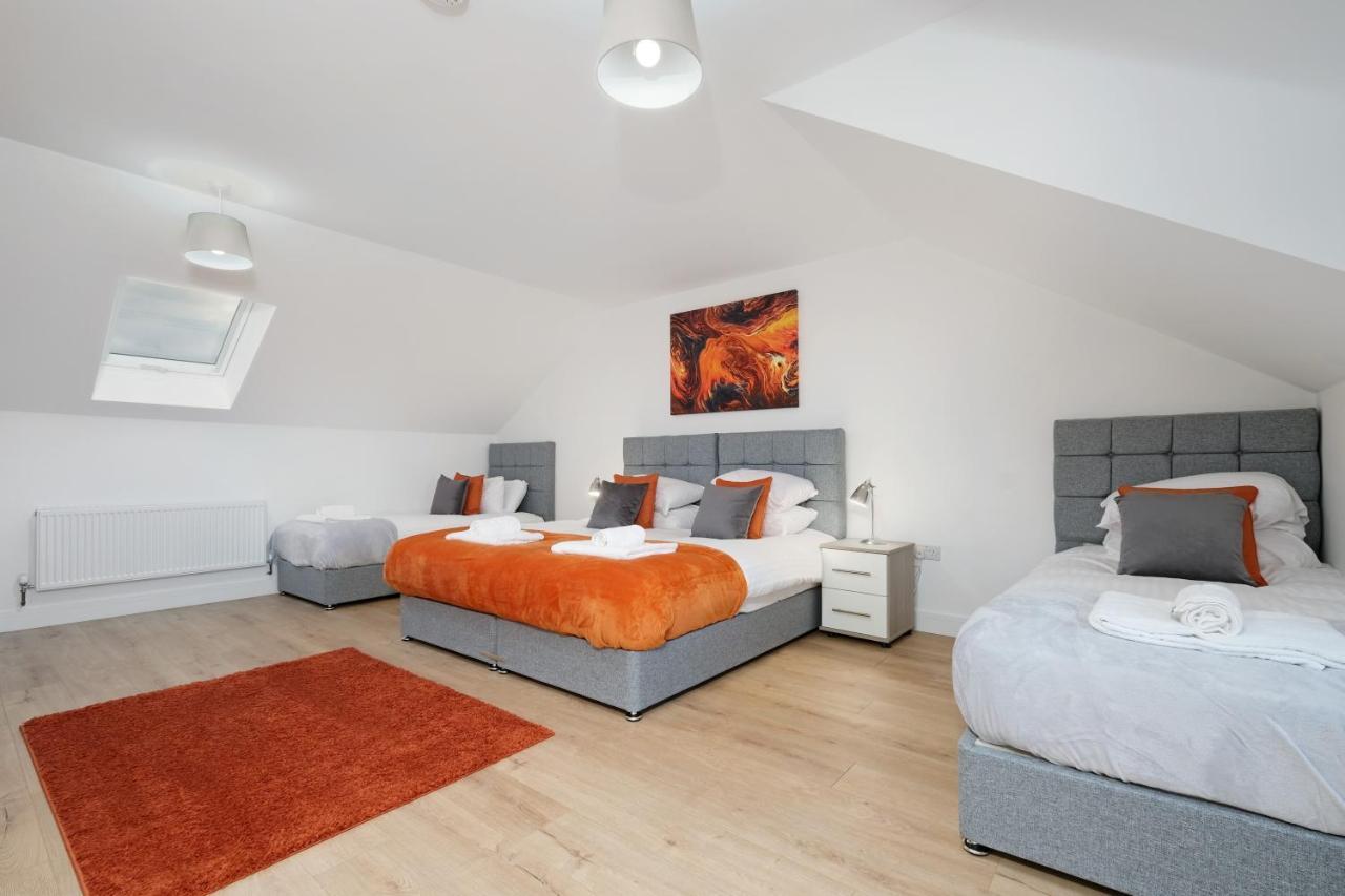 Pinewood Studios, Iver Slough Heathrow 1 & 2 Bedroom Apartments With Parking By Arista Living Exterior foto